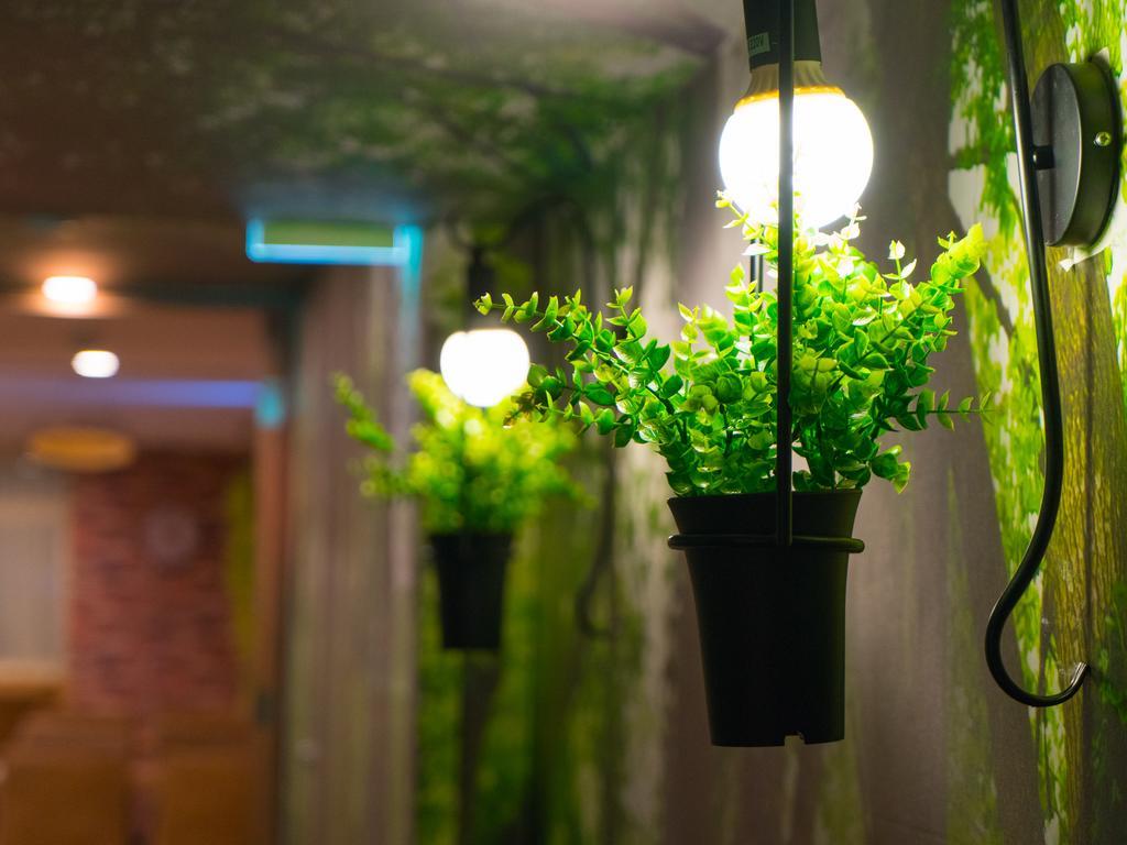 E-House Hotel Taipei Bagian luar foto