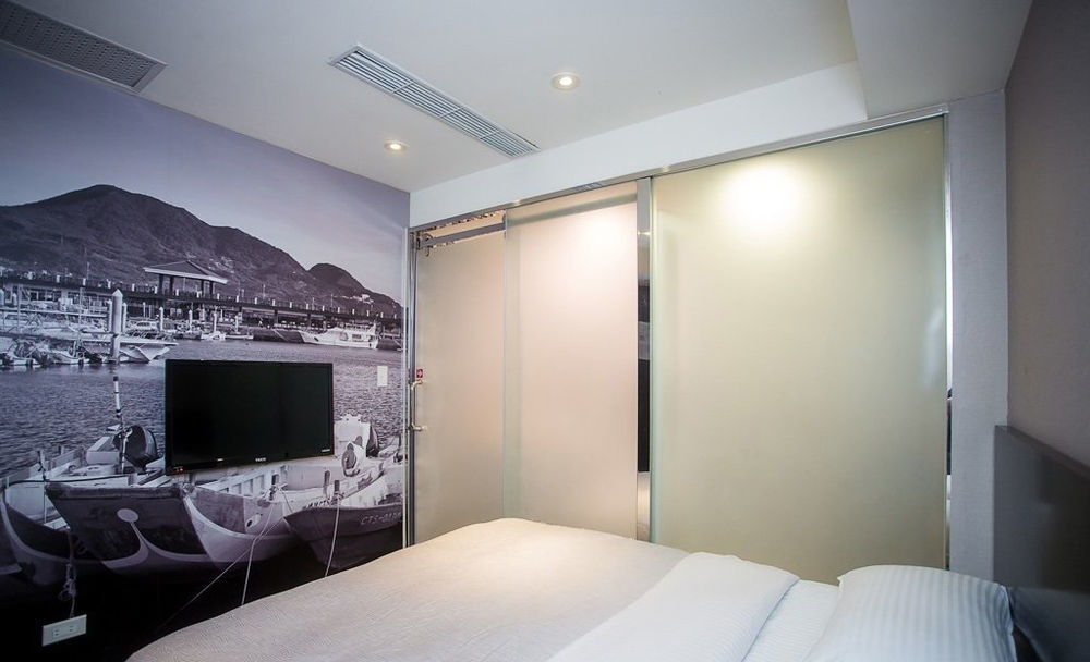 E-House Hotel Taipei Bagian luar foto